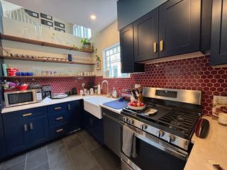 328 Harvard St 1, Cambridge, MA 02139