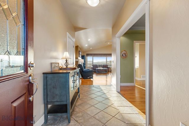827 Antelope Ridge, Belgrade, MT 59714