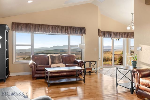 827 Antelope Ridge, Belgrade, MT 59714