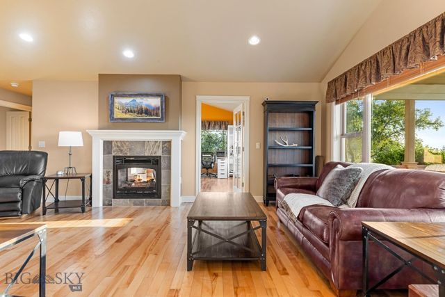 827 Antelope Ridge, Belgrade, MT 59714