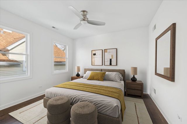 4036 N Parkside Avenue, Chicago, IL 60634