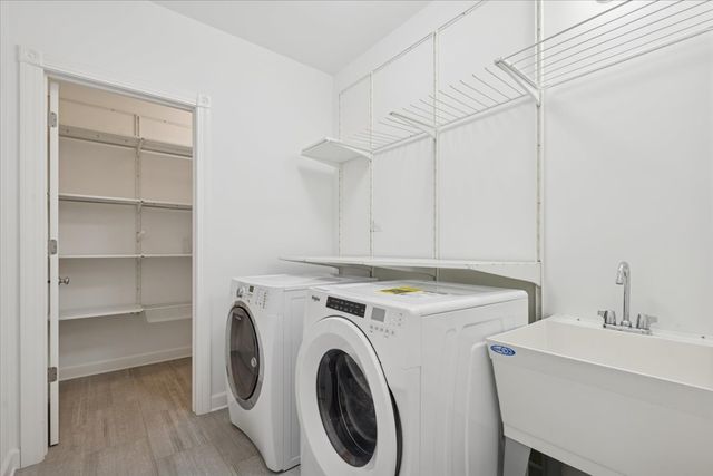 4036 N Parkside Avenue, Chicago, IL 60634