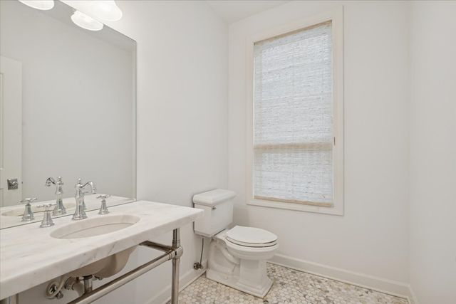 4036 N Parkside Avenue, Chicago, IL 60634