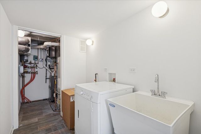 4036 N Parkside Avenue, Chicago, IL 60634