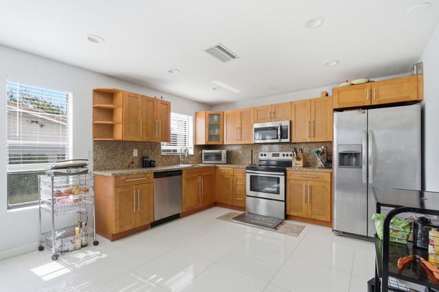 8302 NW 15TH Court, Coral Springs, FL 33071