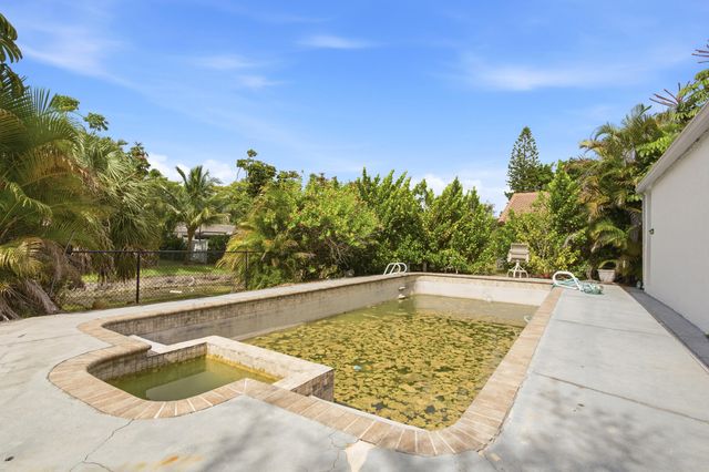 8302 NW 15TH Court, Coral Springs, FL 33071
