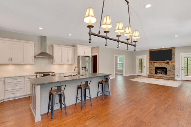 2756 Clear Brooks Drive, Signal Mountain, TN 37377
