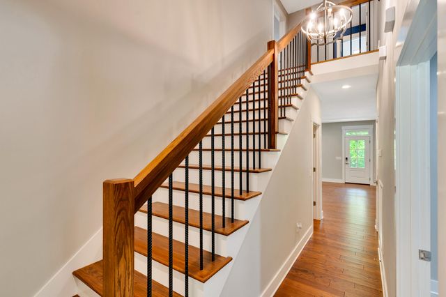 2756 Clear Brooks Drive, Signal Mountain, TN 37377