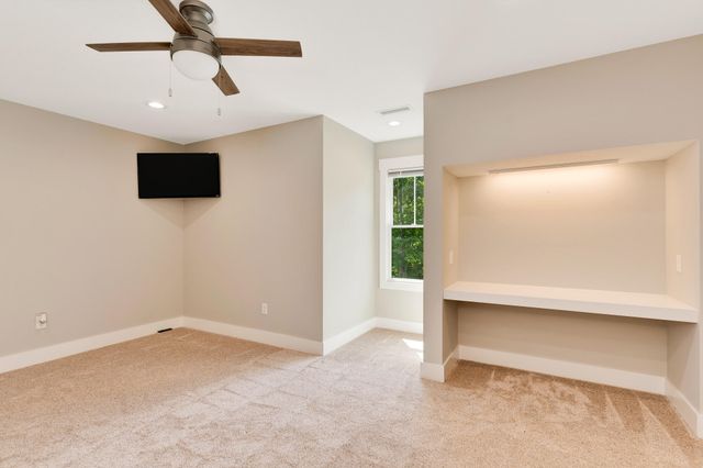 2756 Clear Brooks Drive, Signal Mountain, TN 37377
