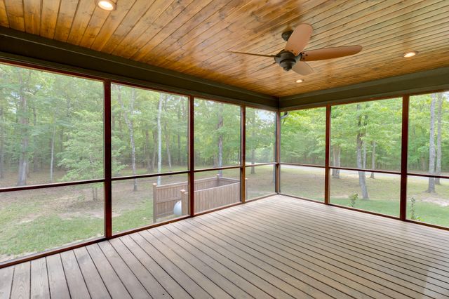 2756 Clear Brooks Drive, Signal Mountain, TN 37377