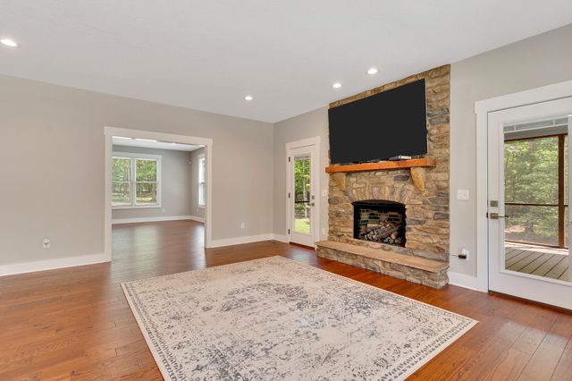 2756 Clear Brooks Drive, Signal Mountain, TN 37377