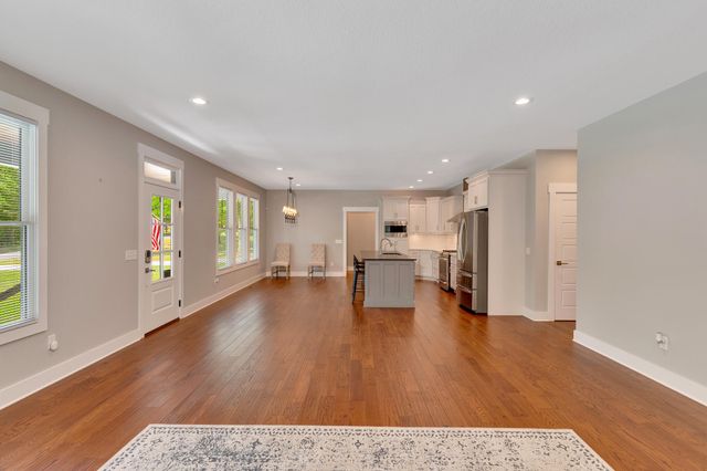 2756 Clear Brooks Drive, Signal Mountain, TN 37377