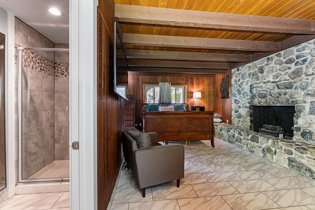 975 NW Starlite Place, Grants Pass, OR 97526