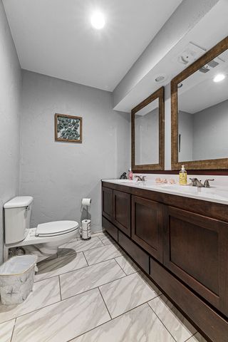 975 NW Starlite Place, Grants Pass, OR 97526