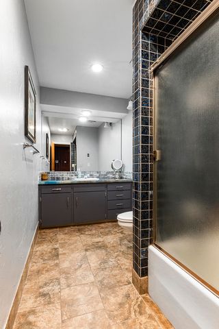 975 NW Starlite Place, Grants Pass, OR 97526