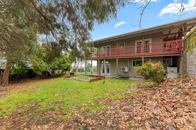 975 NW Starlite Place, Grants Pass, OR 97526