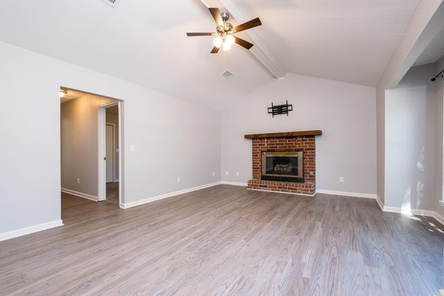 5 Smoking Oaks Drive, Maumelle, AR 72113
