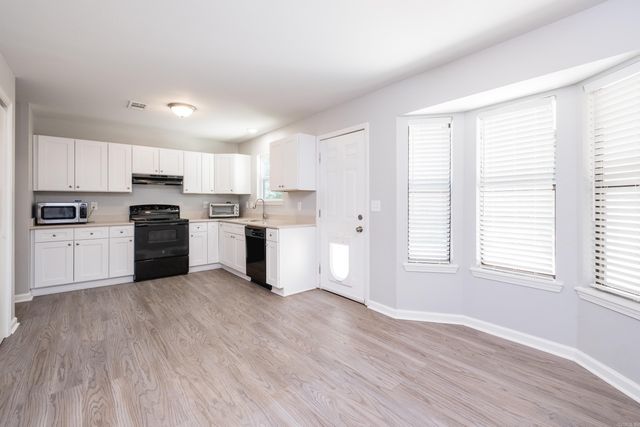 5 Smoking Oaks Drive, Maumelle, AR 72113