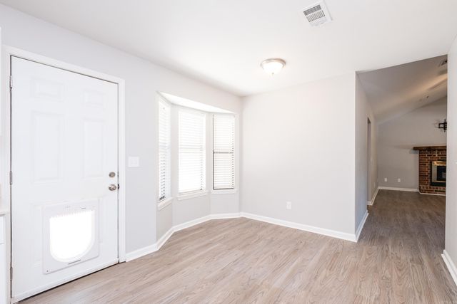 5 Smoking Oaks Drive, Maumelle, AR 72113