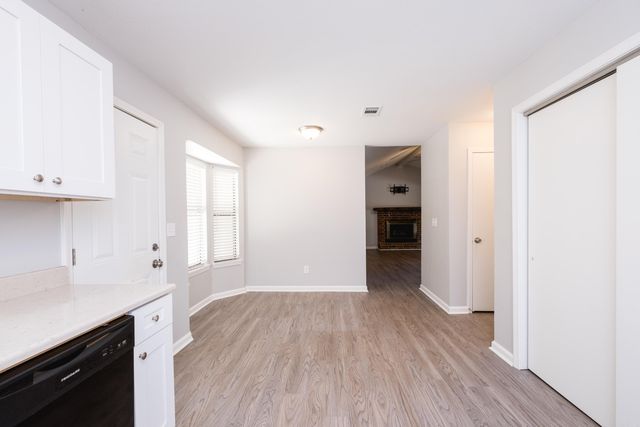 5 Smoking Oaks Drive, Maumelle, AR 72113