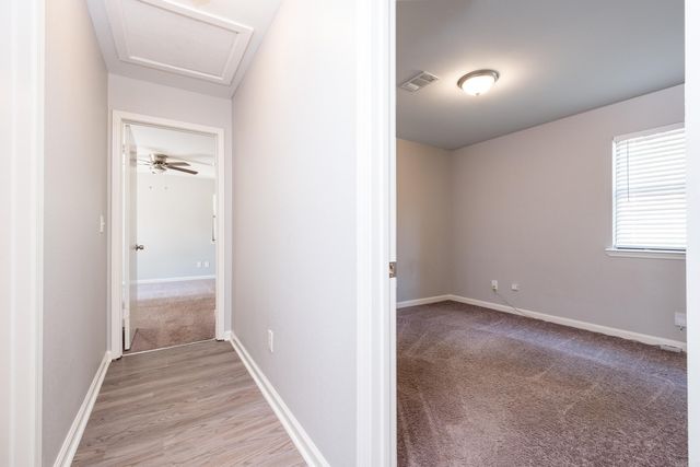 5 Smoking Oaks Drive, Maumelle, AR 72113
