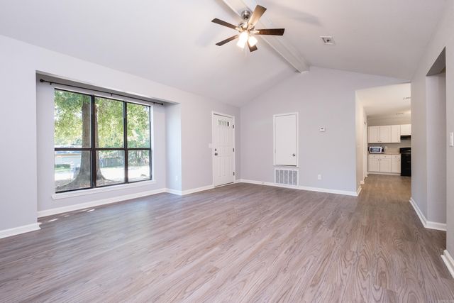 5 Smoking Oaks Drive, Maumelle, AR 72113