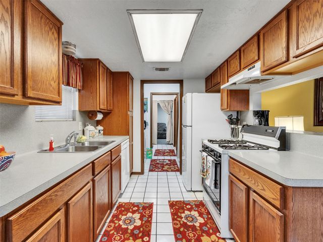 21822 Roseville Drive, Spring, TX 77388