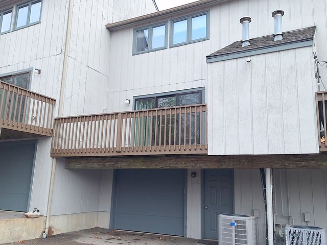 238 Skyview Drive 238, Cromwell, CT 06416