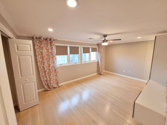 238 Skyview Drive 238, Cromwell, CT 06416