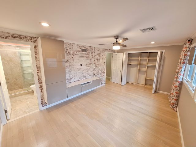 238 Skyview Drive 238, Cromwell, CT 06416