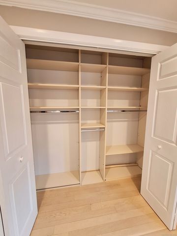 238 Skyview Drive 238, Cromwell, CT 06416