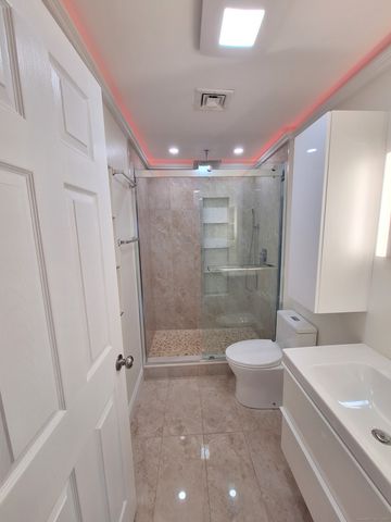 238 Skyview Drive 238, Cromwell, CT 06416