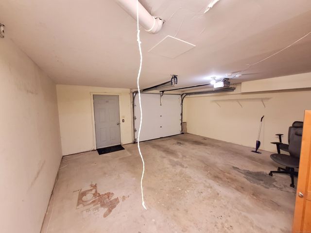 238 Skyview Drive 238, Cromwell, CT 06416