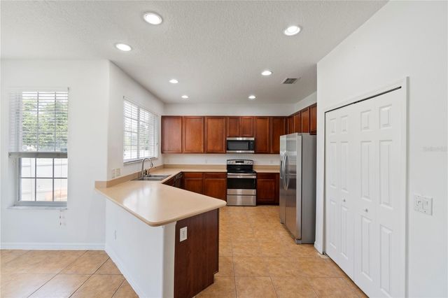 10142 SEROTINA COURT, Orlando, FL 32832