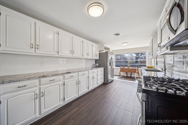 1401 S Woodland Drive, Okmulgee, OK 74447