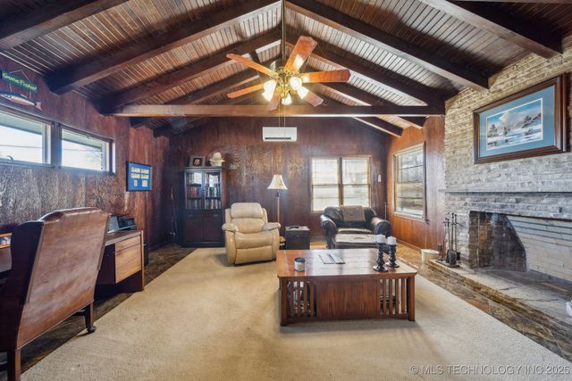 1401 S Woodland Drive, Okmulgee, OK 74447