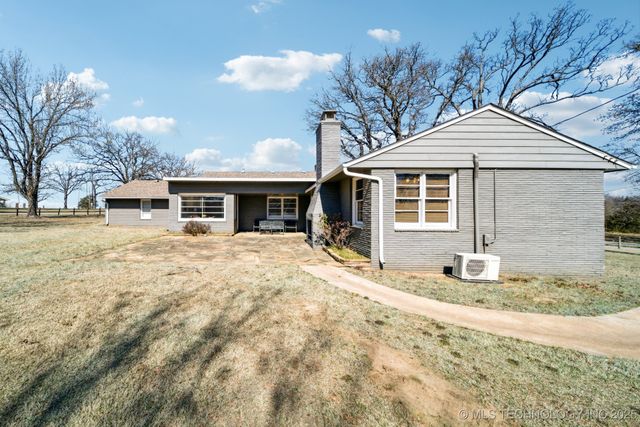1401 S Woodland Drive, Okmulgee, OK 74447