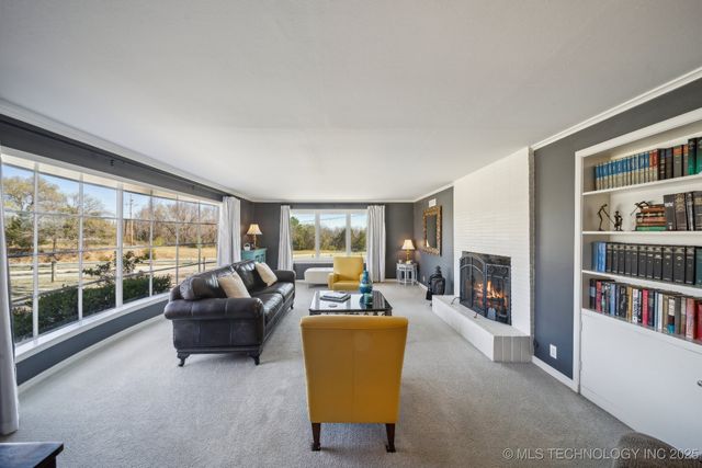 1401 S Woodland Drive, Okmulgee, OK 74447