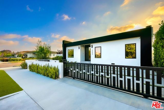 1855 STEARNS Drive, Los Angeles, CA 90035