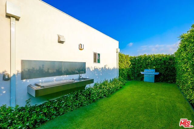 1855 STEARNS Drive, Los Angeles, CA 90035