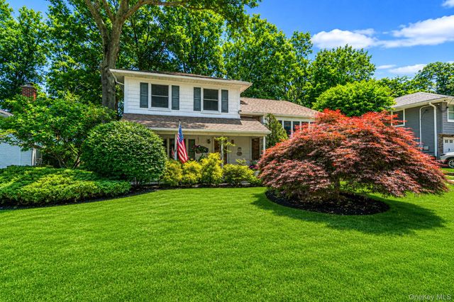 15 Wood Drive, Oyster Bay, NY 11771