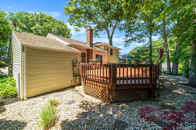 15 Wood Drive, Oyster Bay, NY 11771