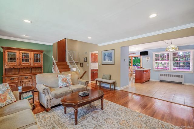 15 Wood Drive, Oyster Bay, NY 11771