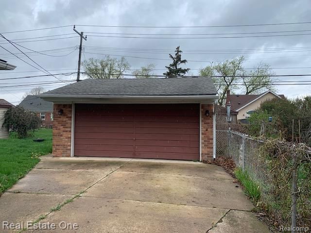 1726 Moran Avenue, Lincoln Park, MI 48146