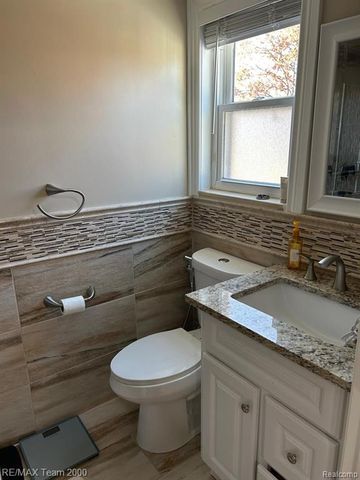 22455 Olmstead Street, Dearborn, MI 48124