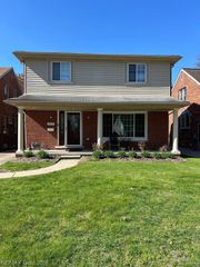 22455 Olmstead Street, Dearborn, MI 48124