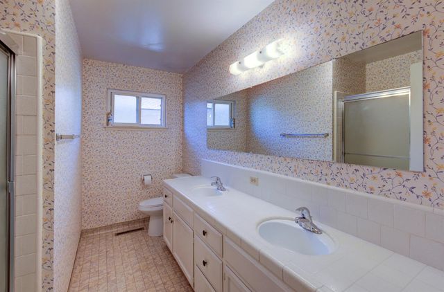 6656 N Dearing Avenue, Fresno, CA 93710