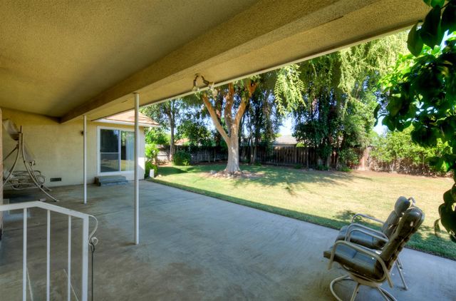 6656 N Dearing Avenue, Fresno, CA 93710