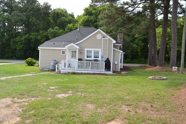 1066 Nc 27 E, Lillington, NC 27546