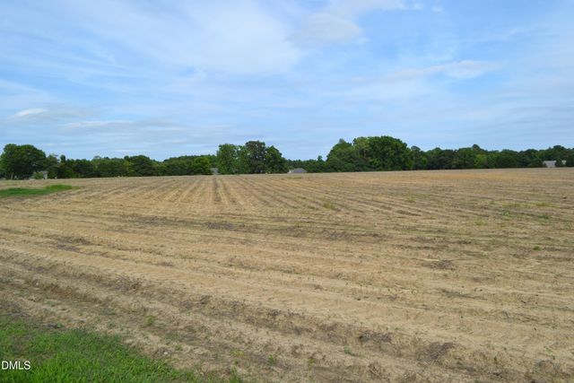 1066 Nc 27 E, Lillington, NC 27546